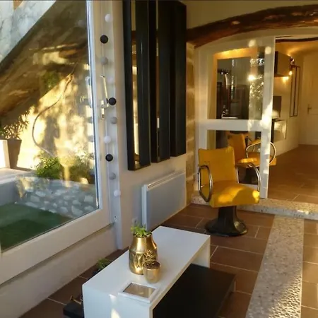 La Vue Sur Le Mont Ventoux, Appartement & Parking Cairanne Exterior photo