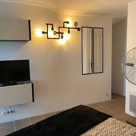 La Vue Sur Le Mont Ventoux, Appartement & Parking Cairanne Exterior photo