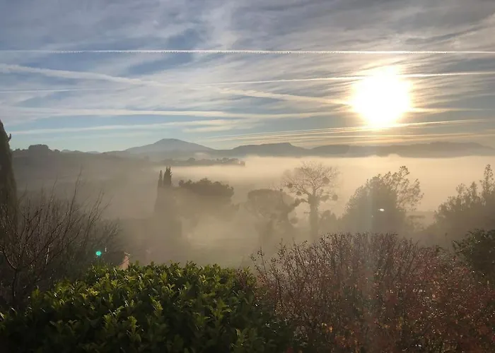 La Vue Sur Le Mont Ventoux, Appartement & Parking
