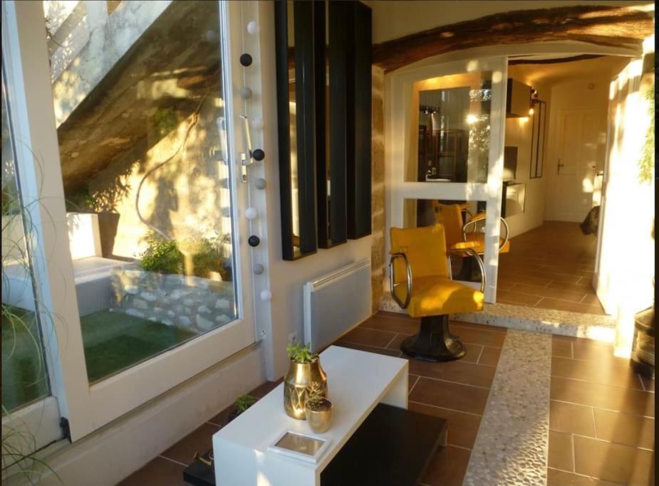 Apartment La Vue Sur Le Mont Ventoux, & Parking *