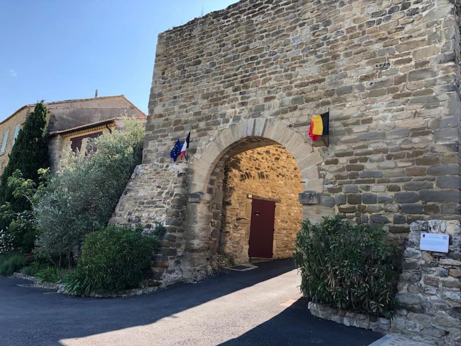 La Vue Sur Le Mont Ventoux, & Parking Apartment